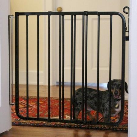 Auto Lock Pet Gate - Black